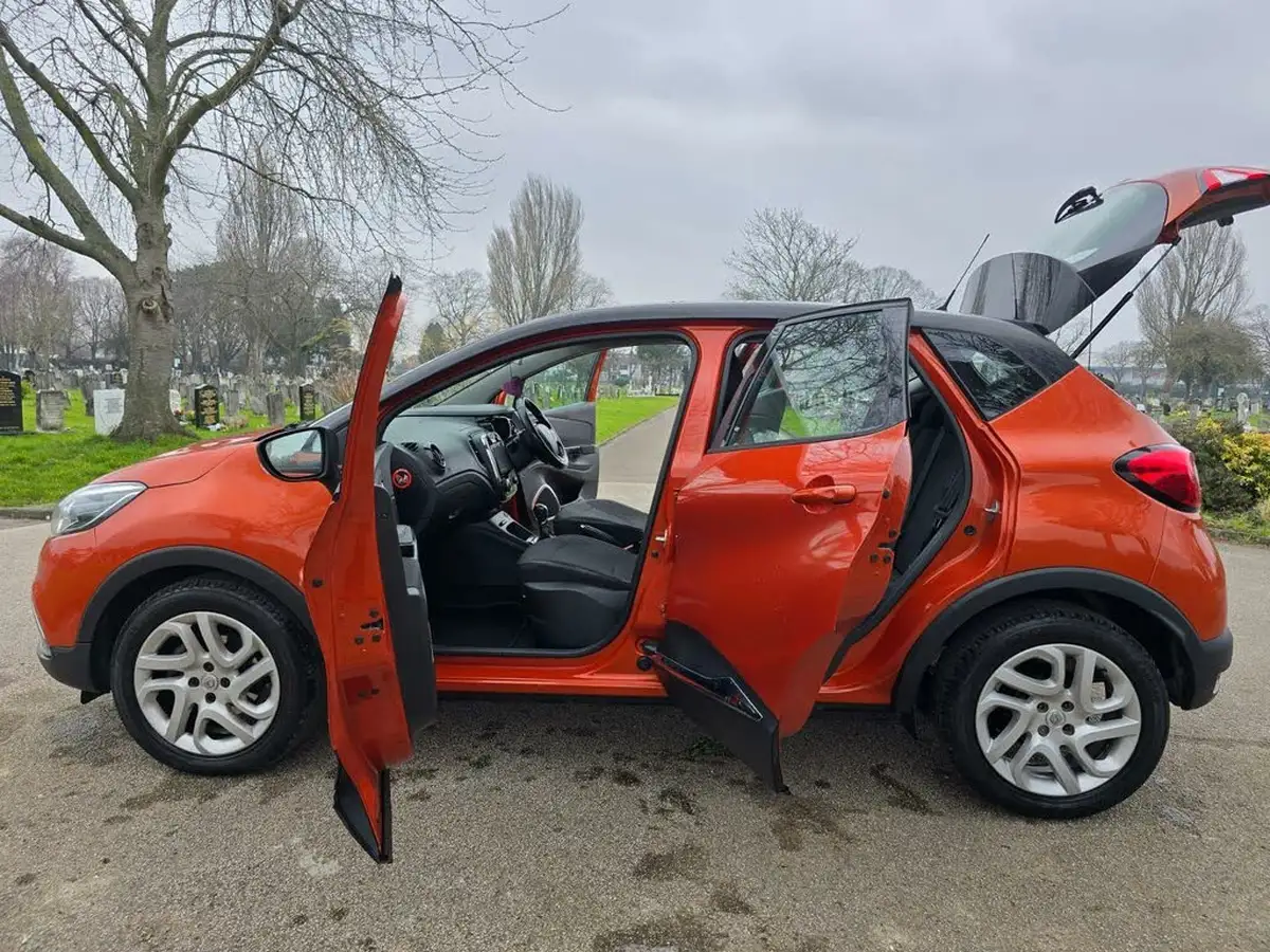 2016-renault-captur-12-dynamique-nav-big-10