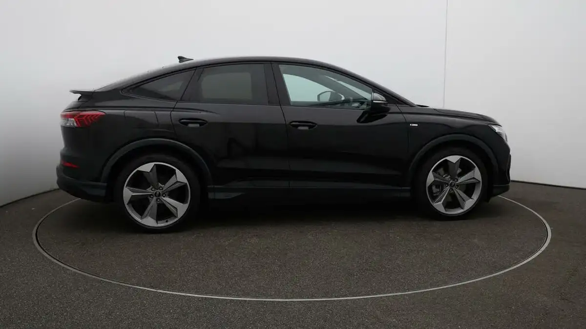 2024-audi-q4-e-tron-45e-black-edition-station-wagon-auto-big-49