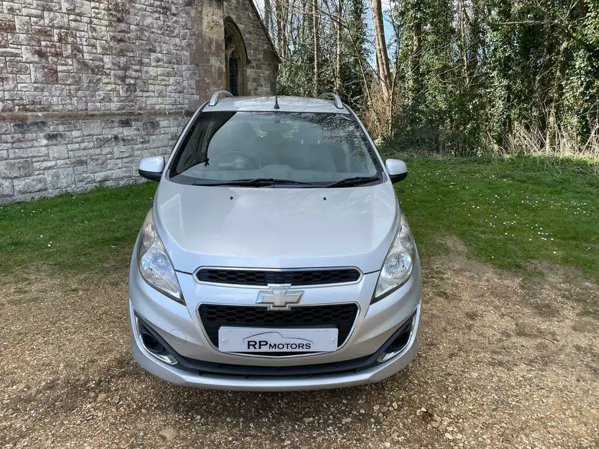 2013-chevrolet-spark-12-ltz-big-7