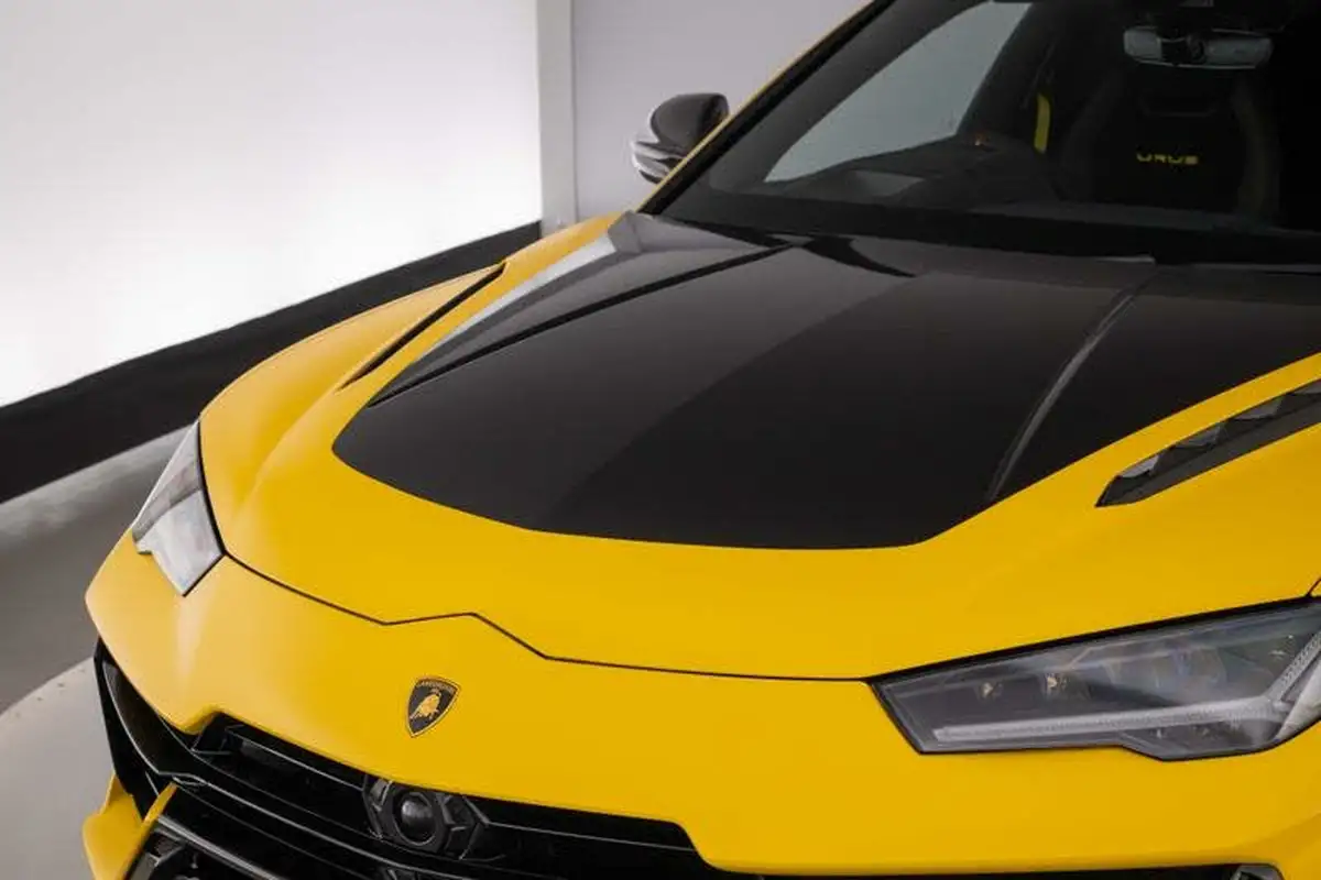 2023-lamborghini-urus-40-no-trim-big-19