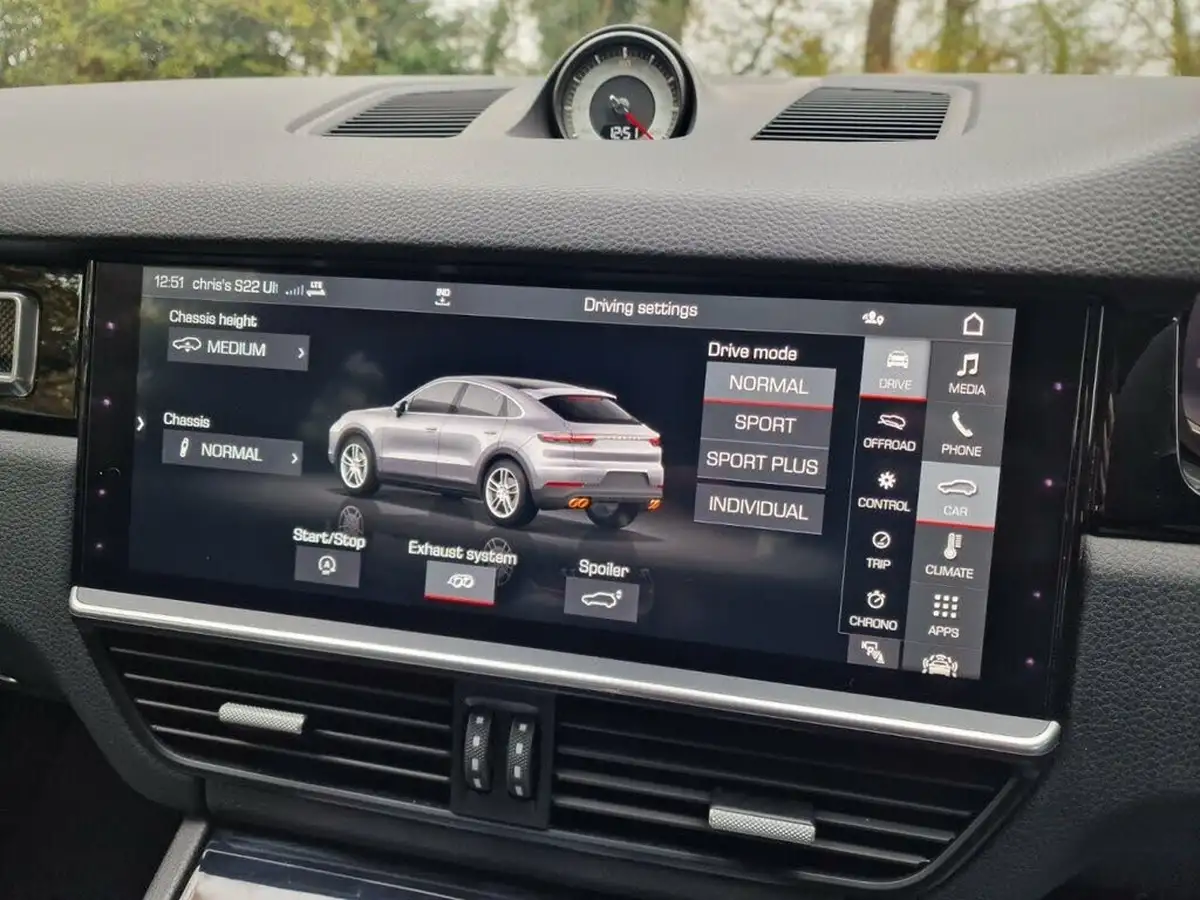 2019-porsche-cayenne-30-v6-s-big-47