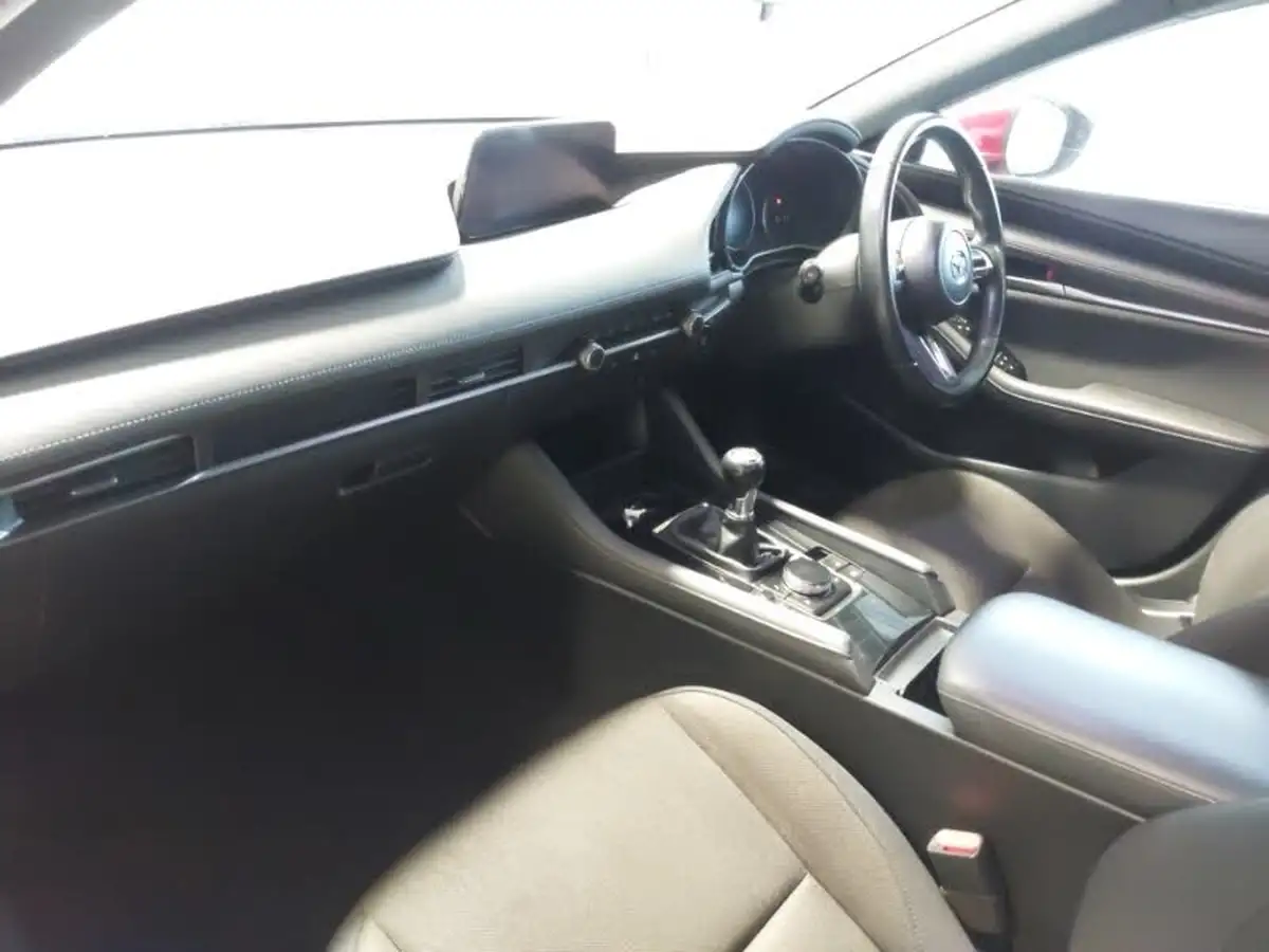 2019-mazda-mazda3-18td-se-l-big-4