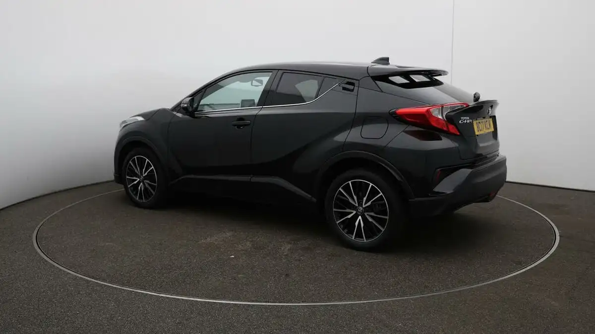 2017-toyota-c-hr-12-excel-awd-cvt-big-27