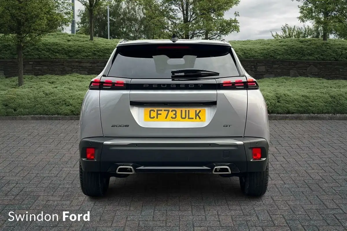2023-peugeot-2008-suv-big-4