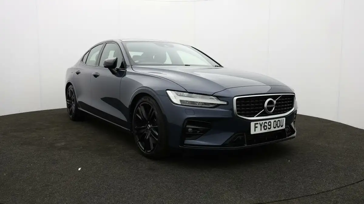 2019-volvo-s60-20-t5-r-design-edition-big-41