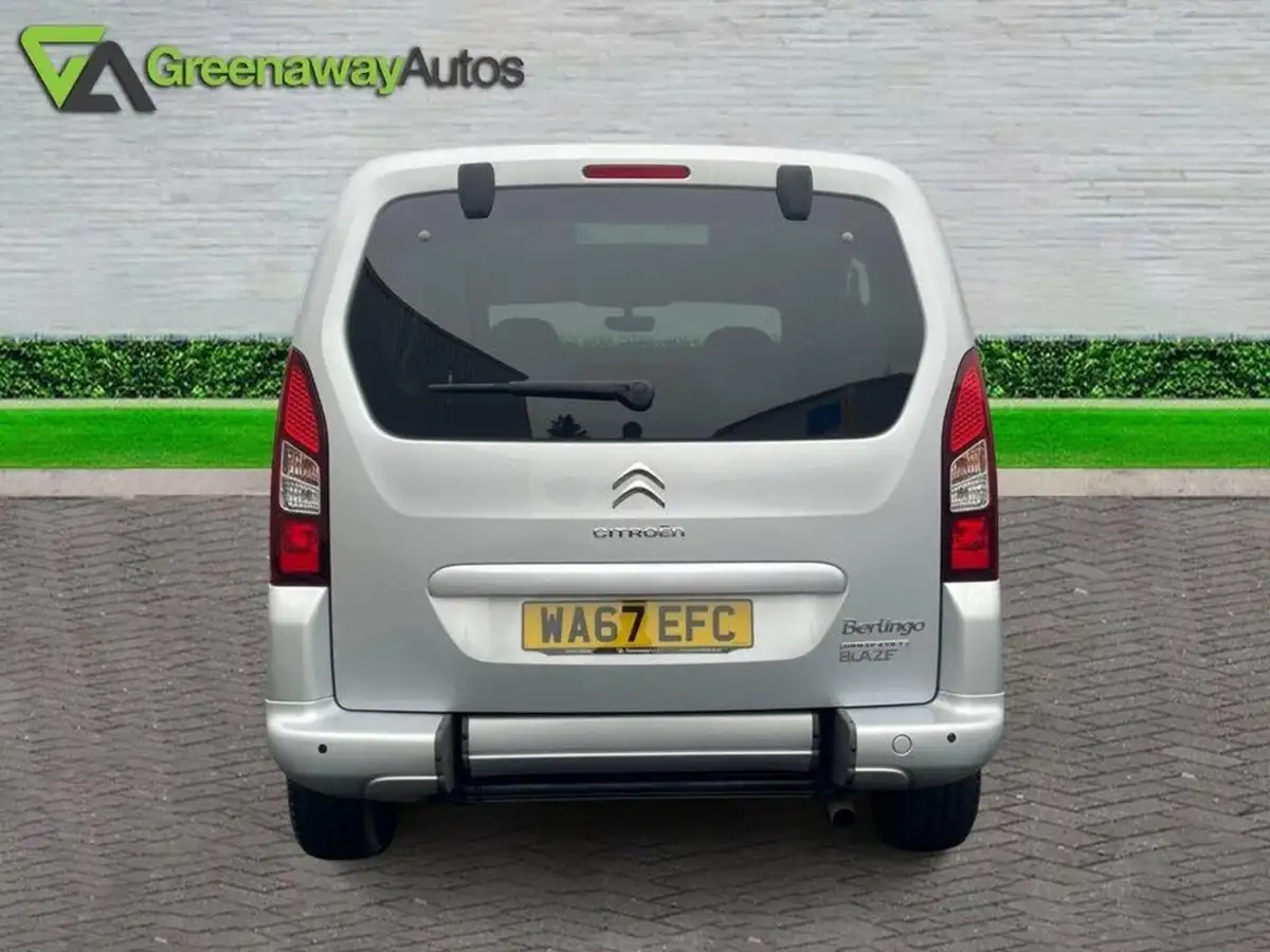 2017-citroen-berlingo-16bluehdi-multispace-feel-102ps-ss-etg6-big-6