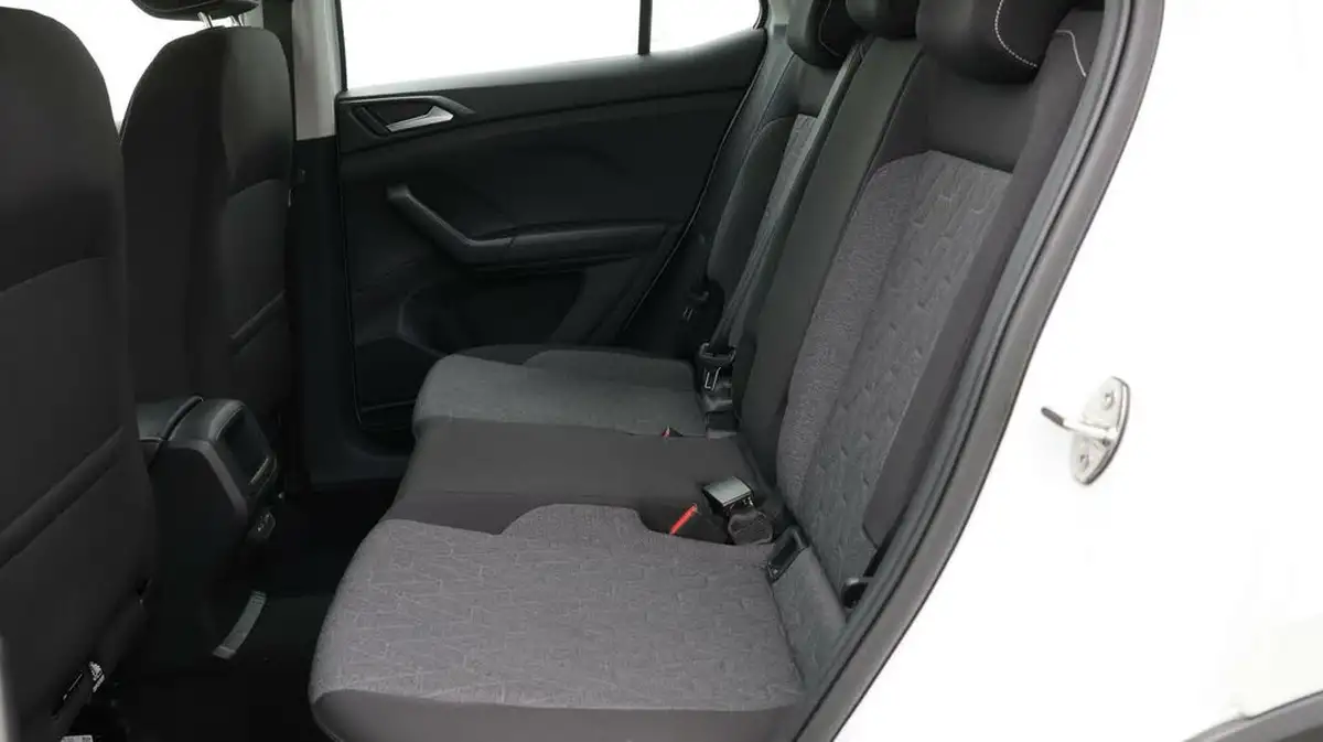 2024-volkswagen-t-cross-10-tsi-move-110ps-dsg-big-16