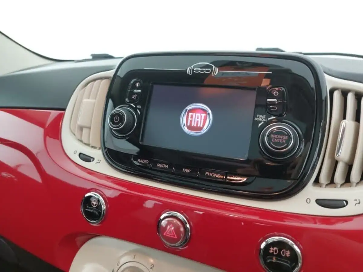 2018-fiat-500-12-lounge-big-6