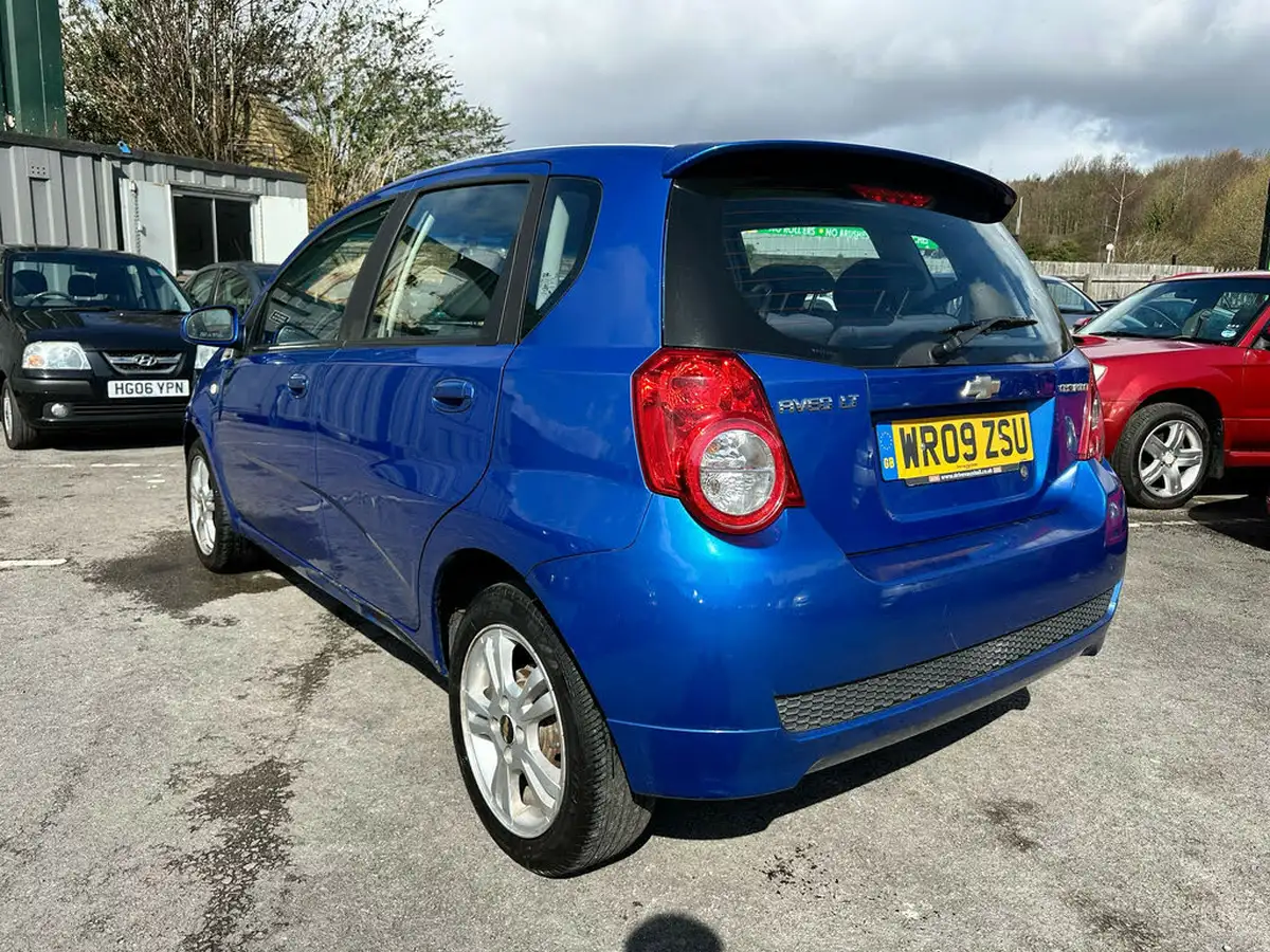 2009-chevrolet-aveo-14-lt-auto-big-4