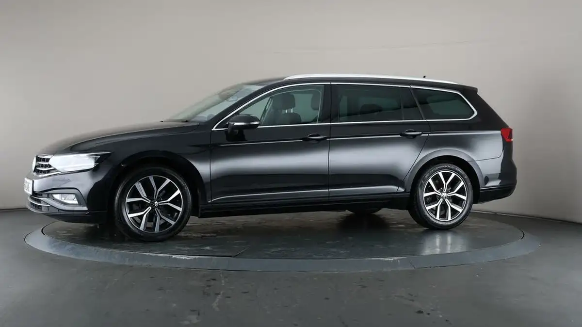 2022-volkswagen-passat-15-tsi-sel-estate-5d-dsg-big-36