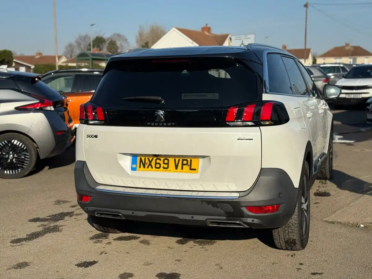 2019-peugeot-5008-suv-15-bluehdi-gt-line-eat8-big-14