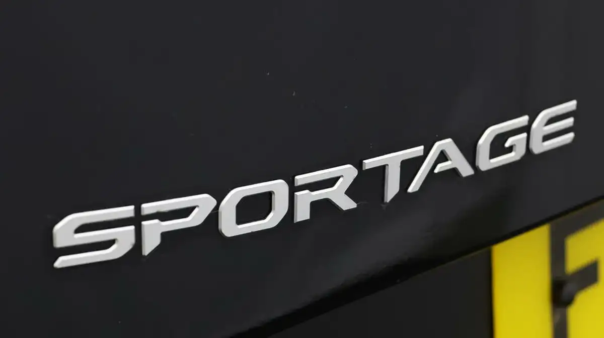 2022-kia-sportage-16-t-gdi-3-148bhp-1598cc-big-16