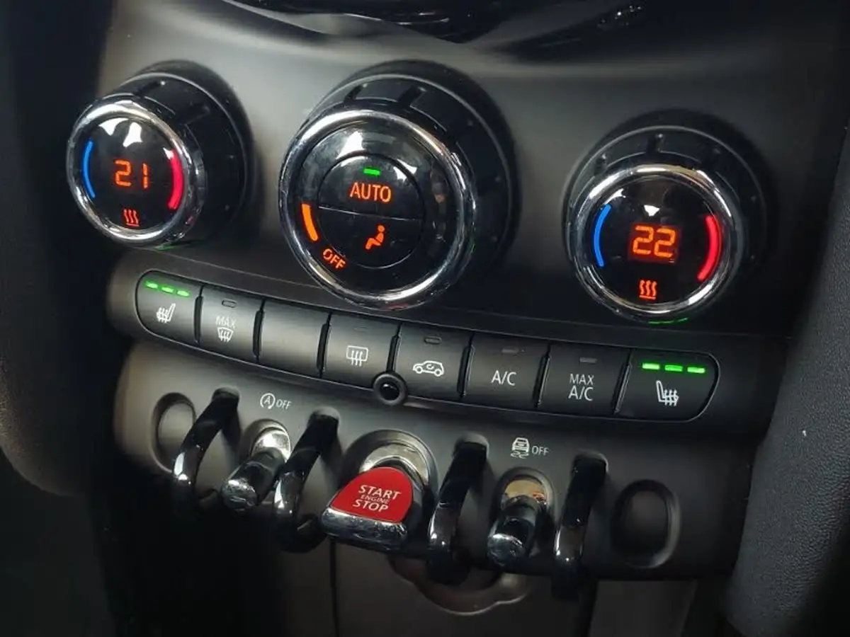 2021-mini-cooper-15-cooper-classic-hatchback-5d-auto-big-11