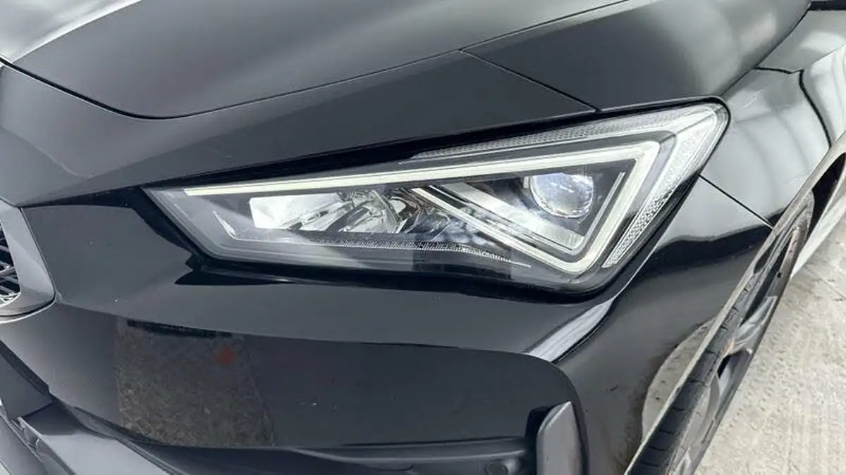 2024-cupra-leon-nf-15-etsi-v1-design-edition-estate-big-35