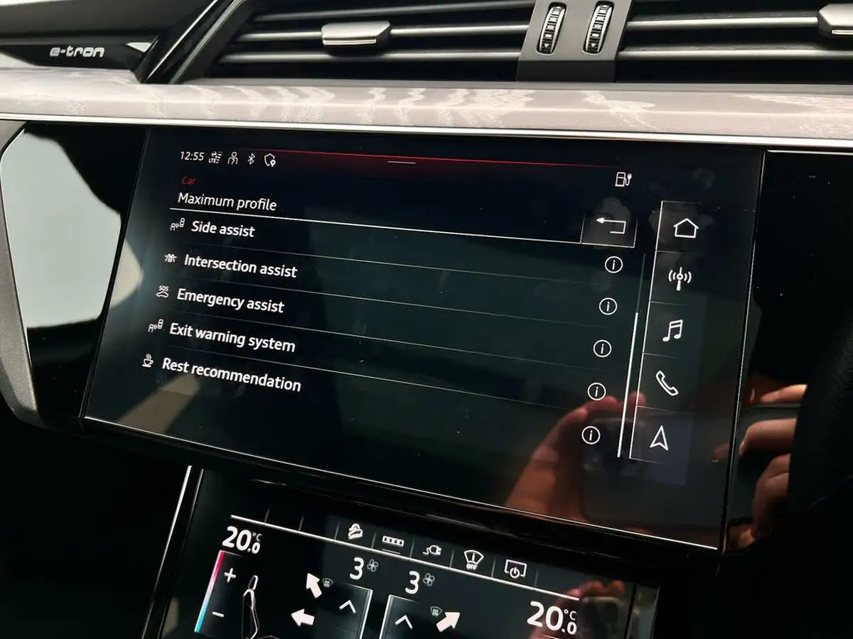 2021-audi-e-tron-50e-vorsprung-sportback-big-52