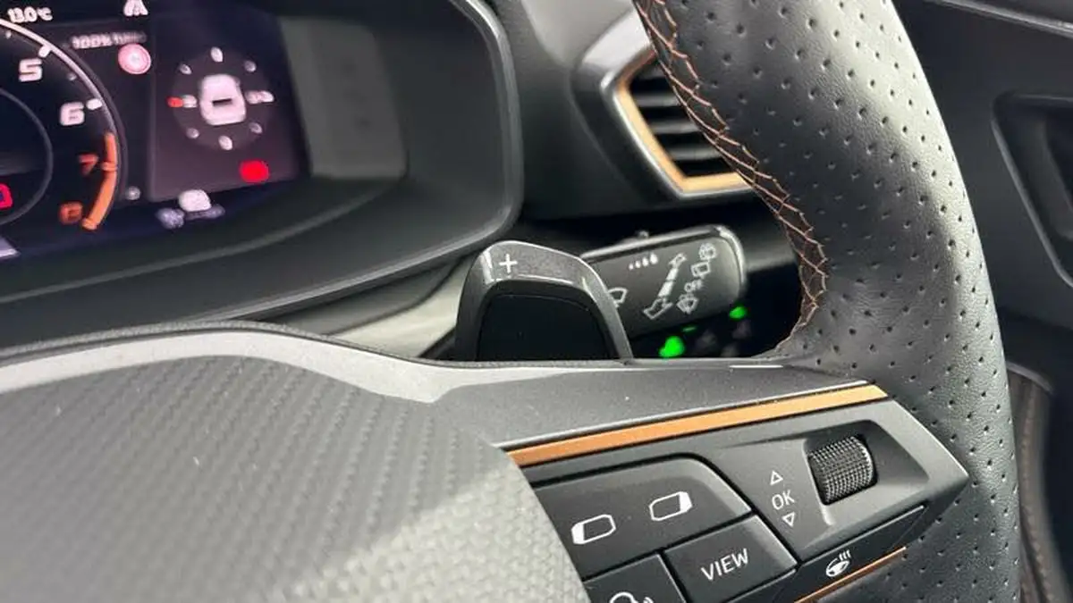 2024-cupra-leon-nf-15-etsi-v1-design-edition-estate-big-11