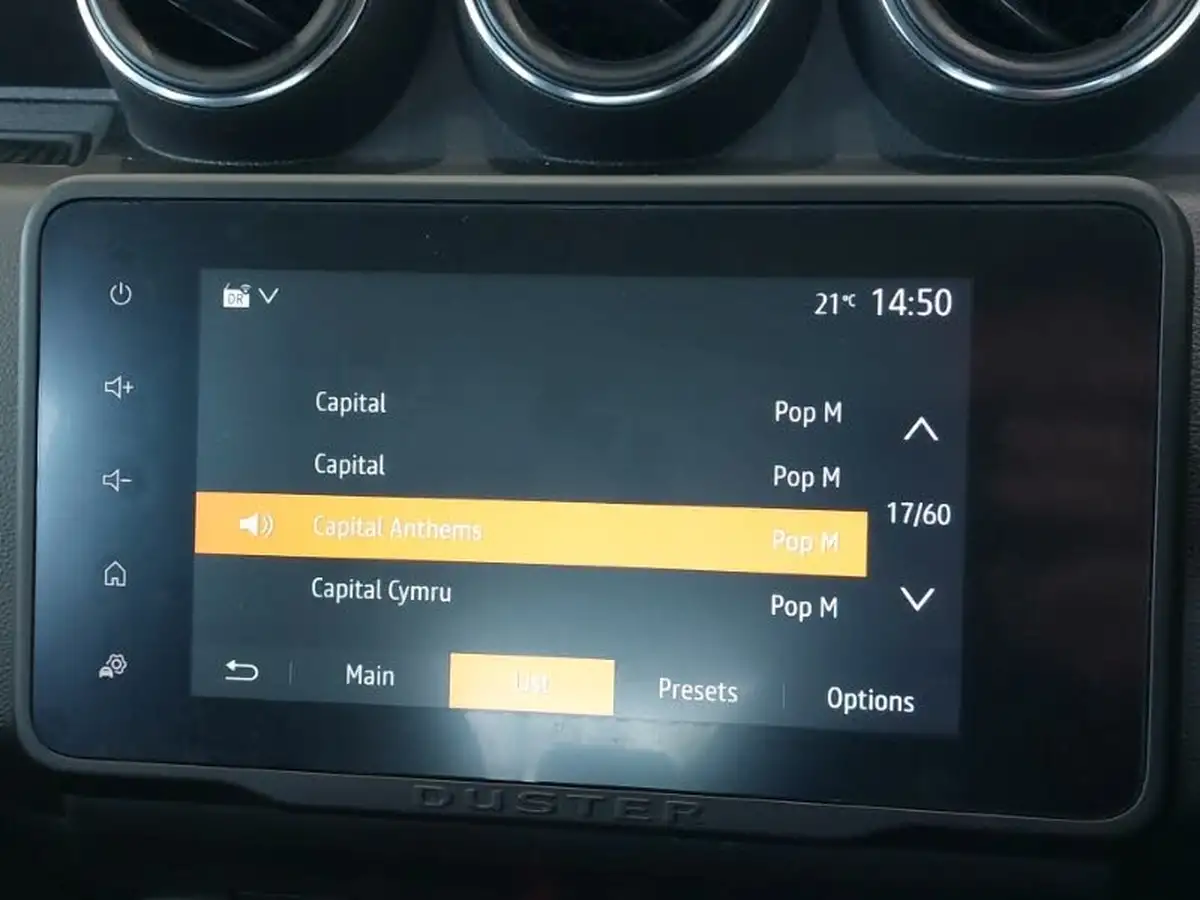 2022-dacia-duster-10-tce-comfort-90hpeu6d-4x2-window-van-big-9