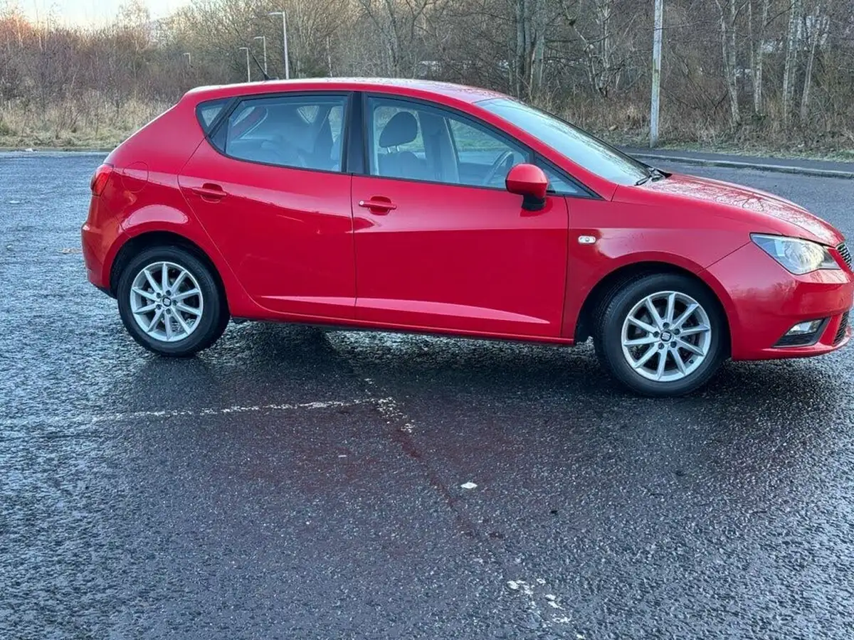 2016-seat-ibiza-12-tsi-se-technology-hatchback-5d-big-2