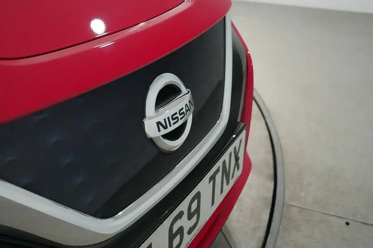 2020-nissan-leaf-e-e-tekna-big-16