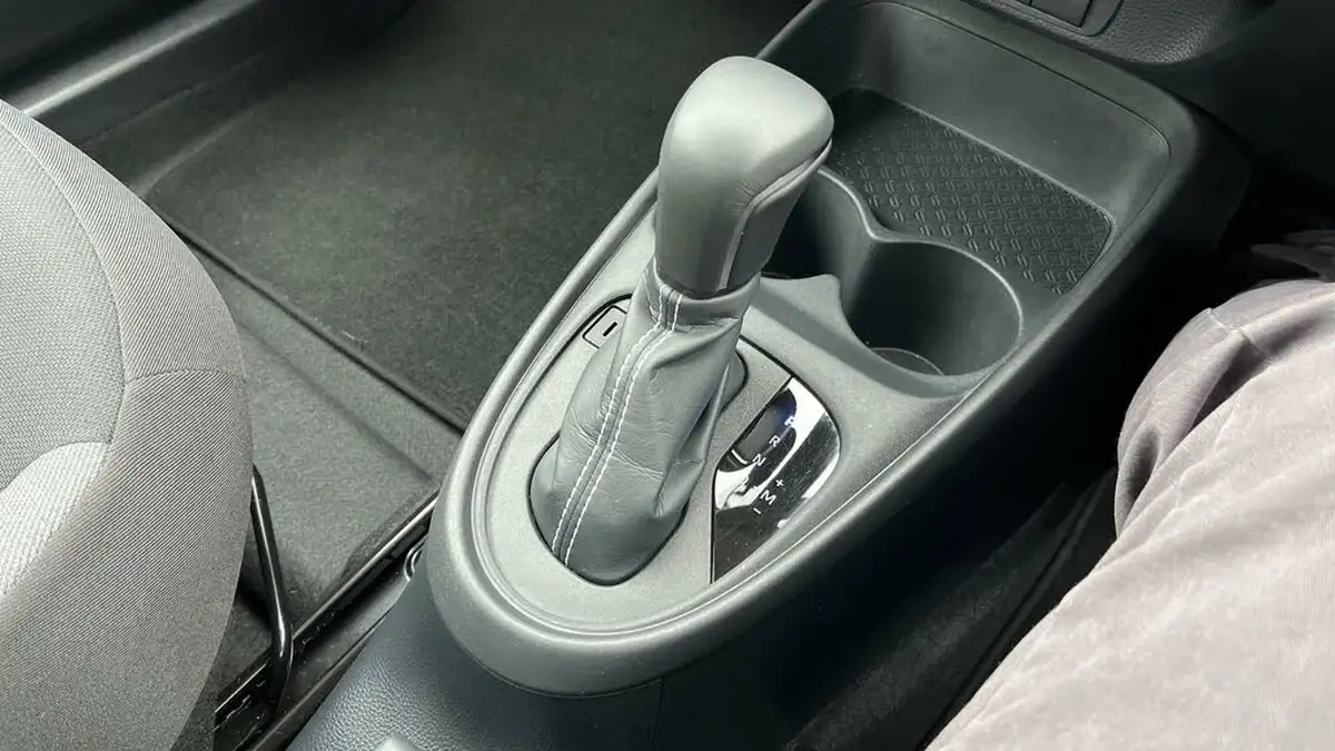 2023-toyota-aygo-x-10-vvt-i-pure-cvt-big-36