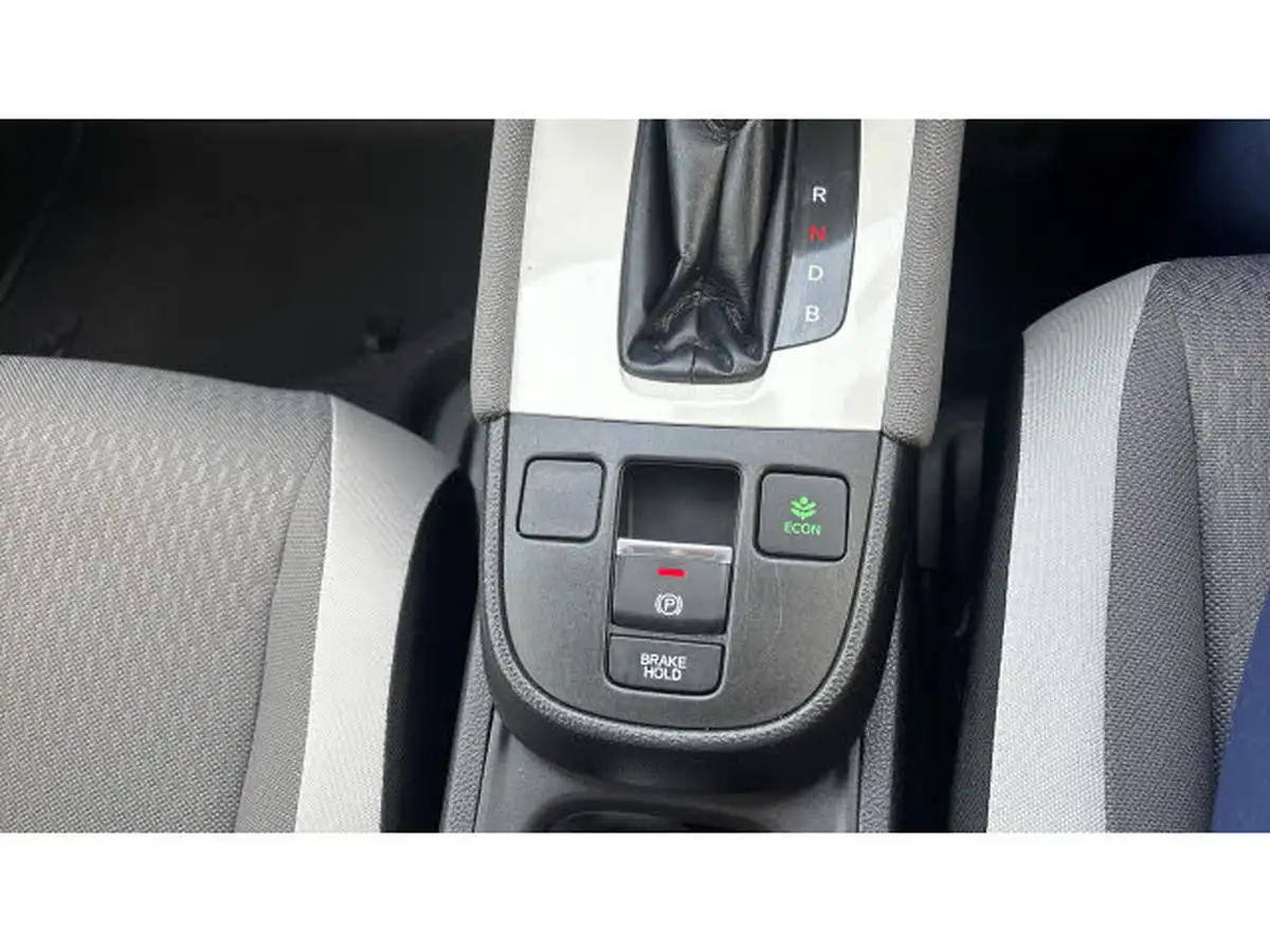 2022-honda-jazz-15-i-mmd-ex-109ps-big-15