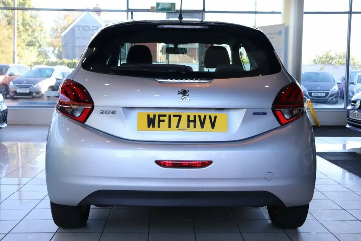 2017-peugeot-208-12-puretech-active-82bhp-ss-3d-etg5-big-6