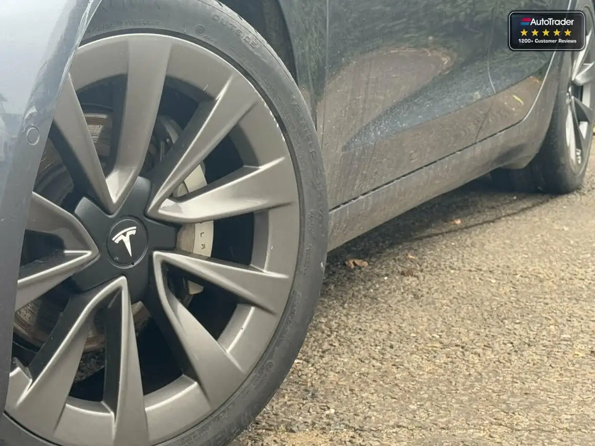 2021-tesla-model-3-e-long-range-awd-big-1