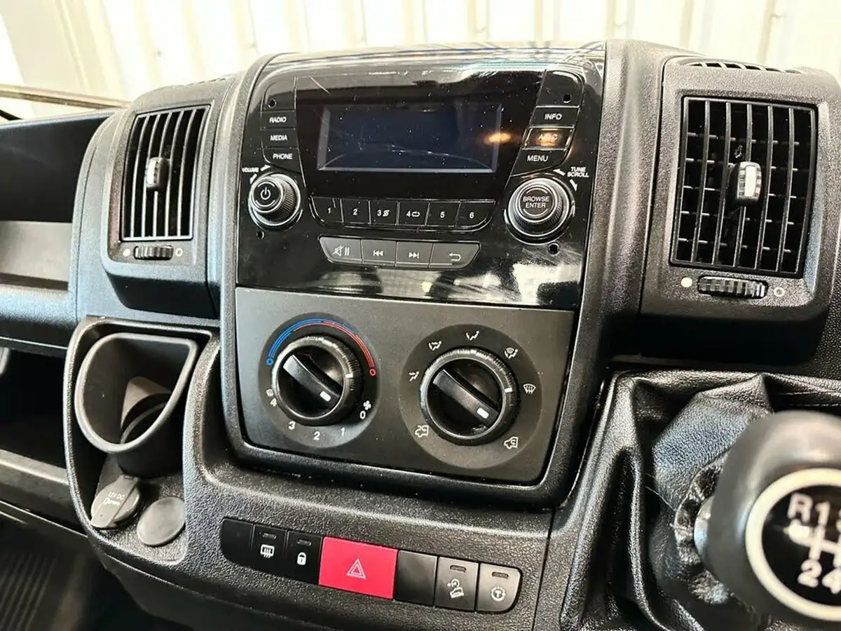 2018-fiat-ducato-23td-35-lh1-130-ii-chassis-cab-comfort-matic-big-20