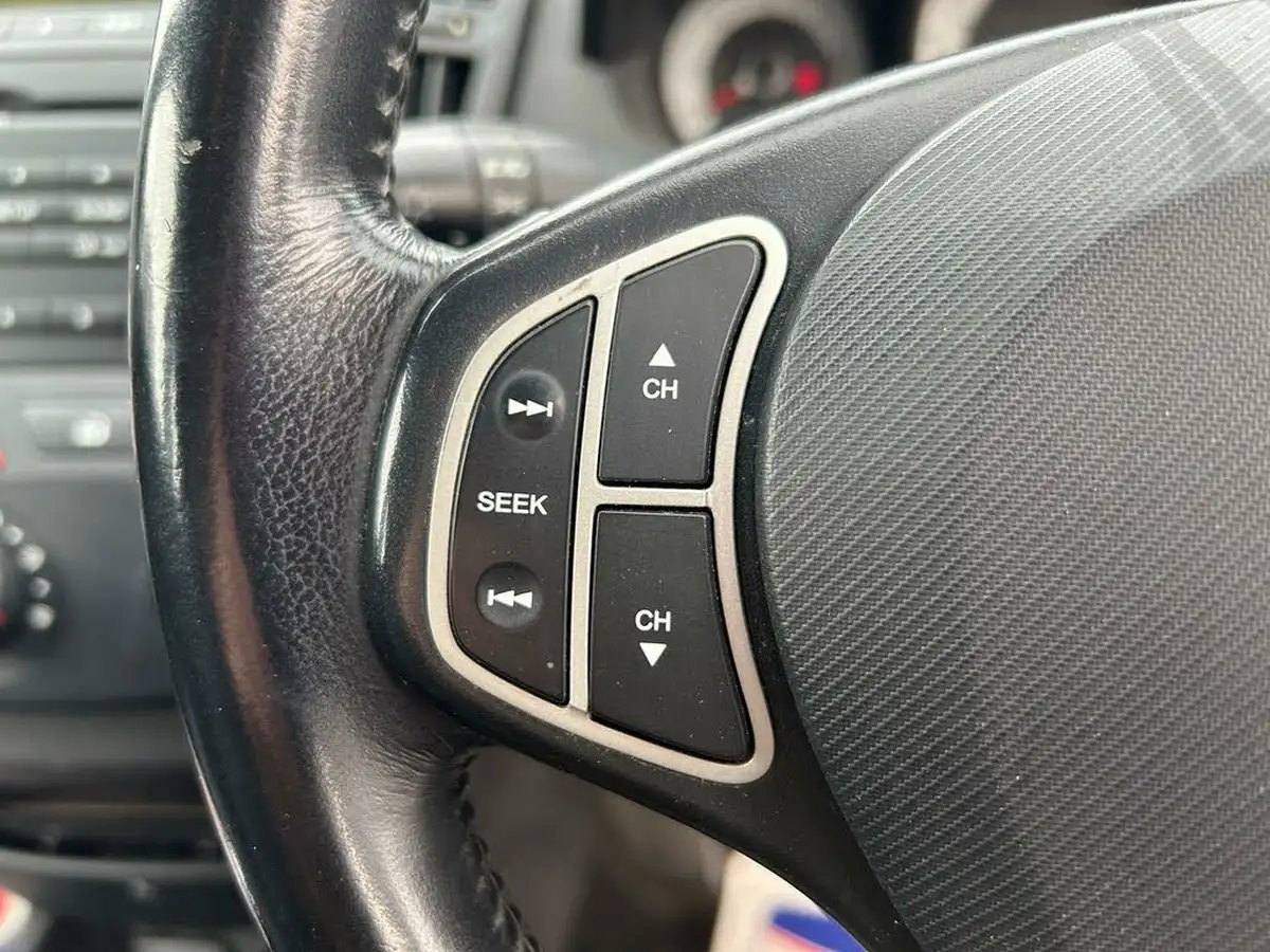 2009-kia-ceed-16td-gs-hatchback-big-17