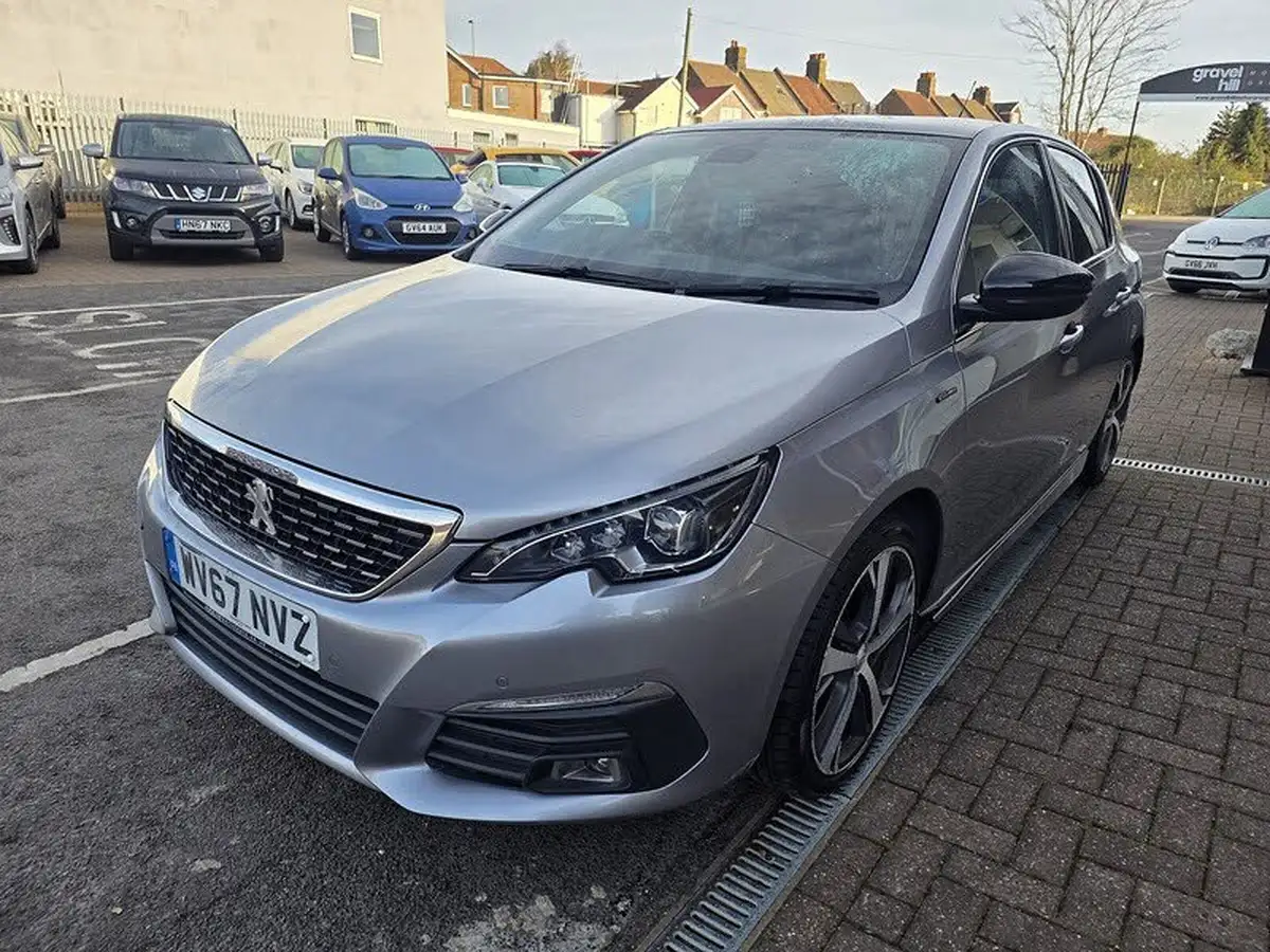 2017-peugeot-308-12-puretech-gt-line-big-2