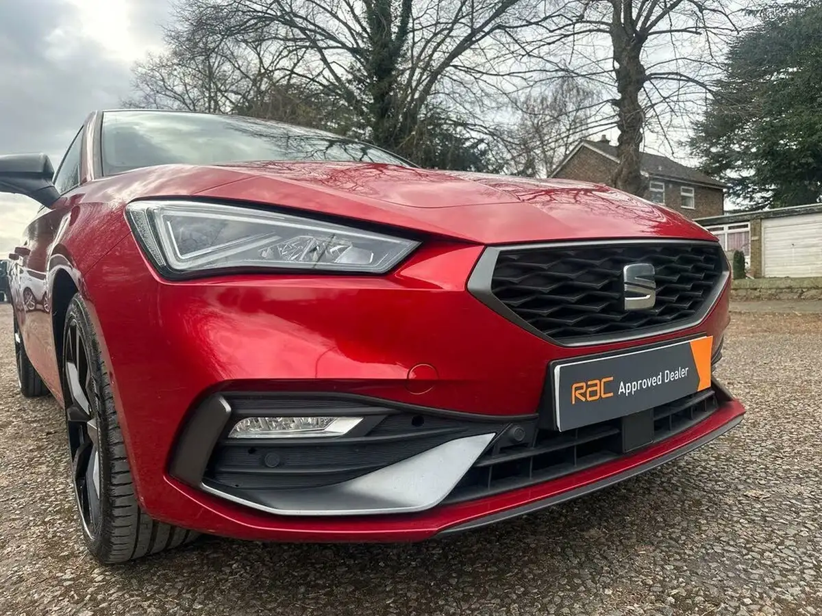 2021-seat-leon-15-etsi-fr-sport-hatchback-big-35
