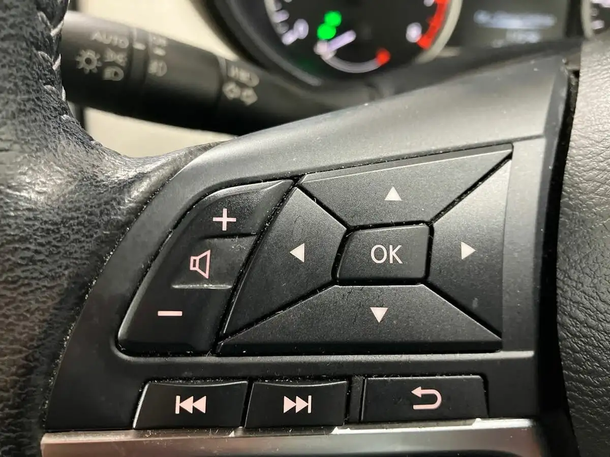 2018-nissan-micra-09-ig-t-tekna-big-15