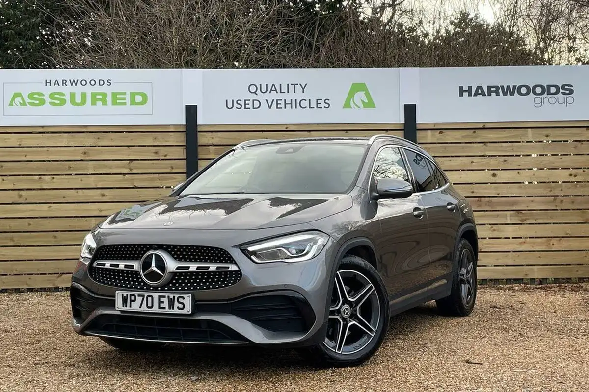 2021-mercedes-benz-gla-class-13-gla-200-amg-line-executive-big-11