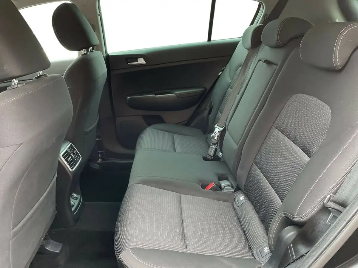 2021-kia-sportage-16-t-gdi-2-174bhp-awd-1591cc-big-10