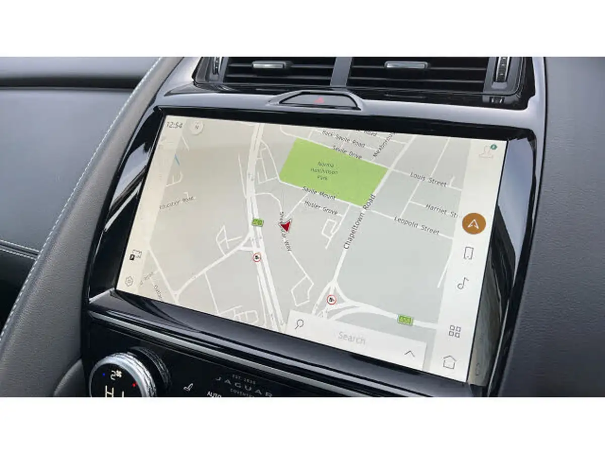 2024-jaguar-e-pace-15-p270e-r-dynamic-se-black-big-24