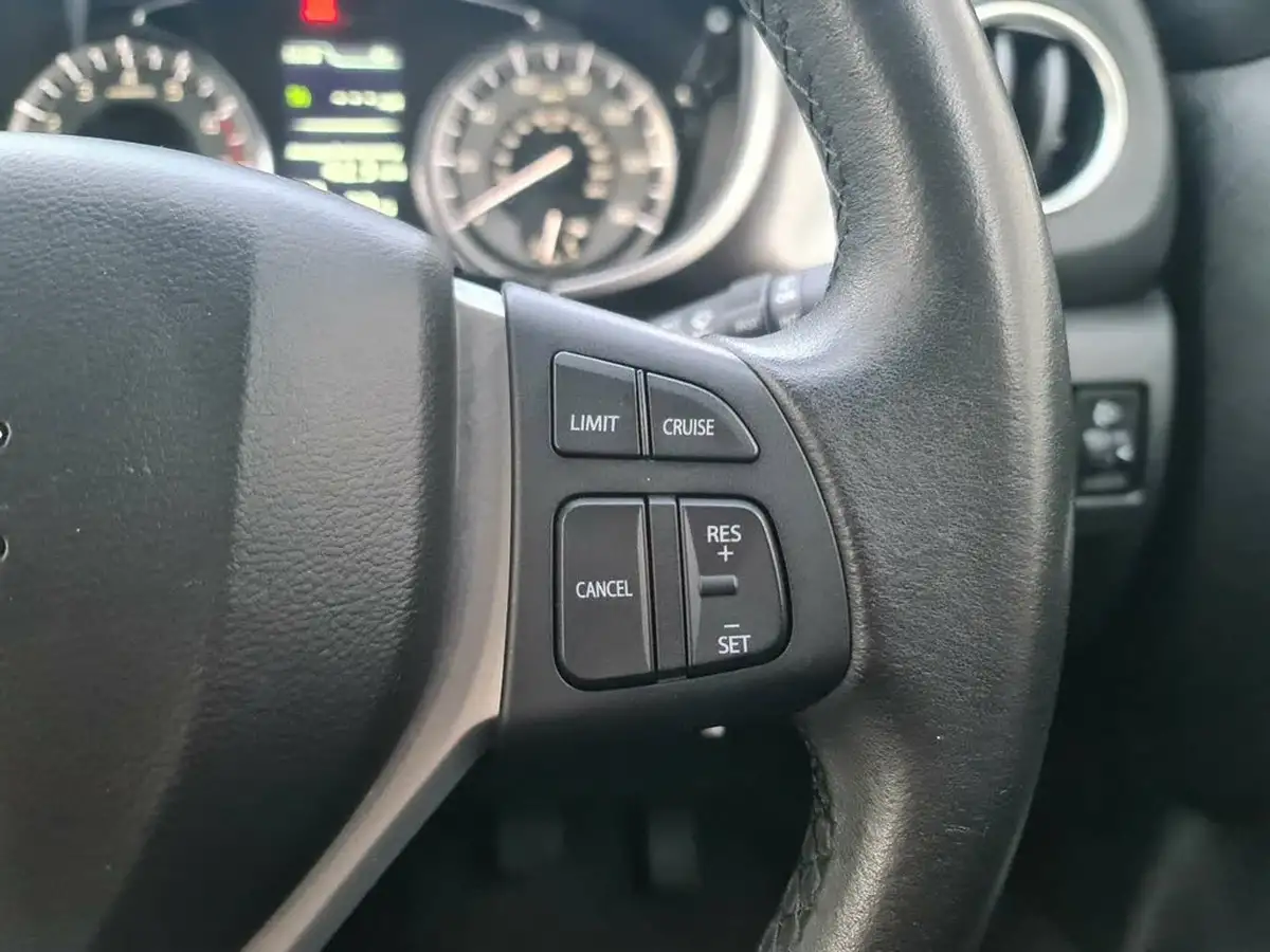 2019-suzuki-vitara-14-boosterjet-sz-t-big-17