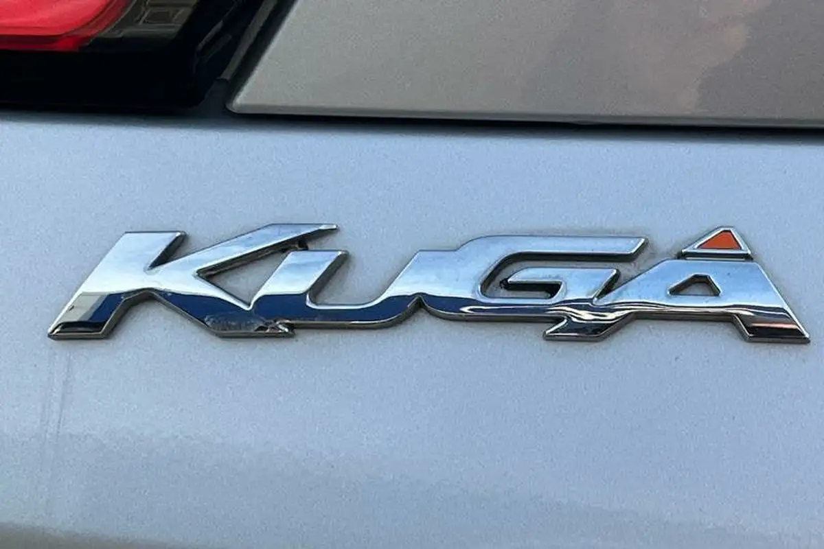 2018-ford-kuga-15tdci-zetec-big-39