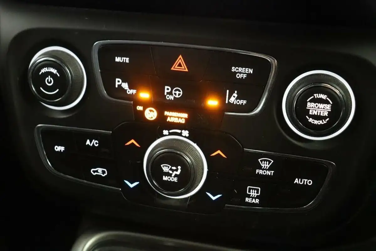 2021-jeep-compass-14-multiair-ii-limited-138bhp-big-30