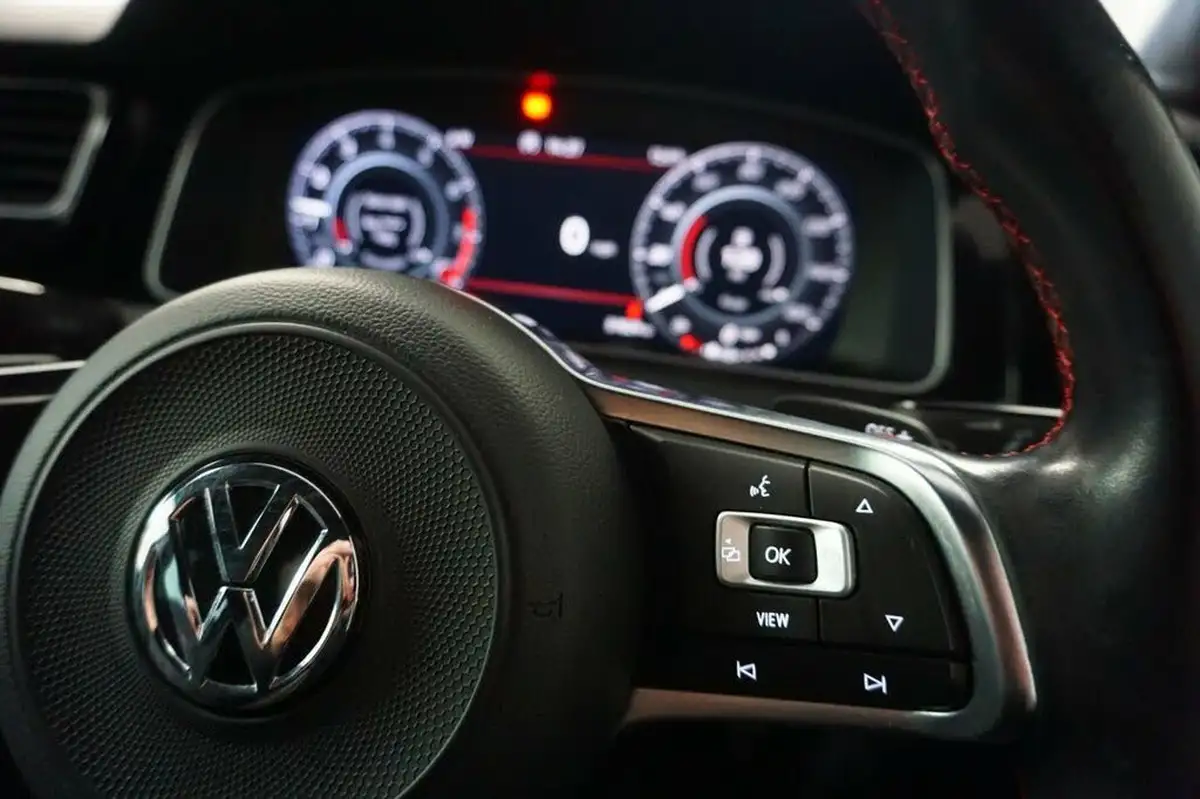 2020-volkswagen-golf-20-tsi-gti-performance-5d-dsg-big-34