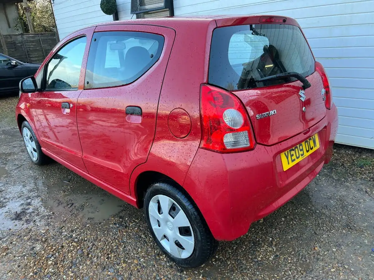 2009-suzuki-alto-10-sz3-big-1