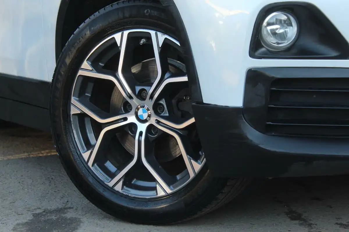 2019-bmw-x2-15-sdrive18i-sport-big-13