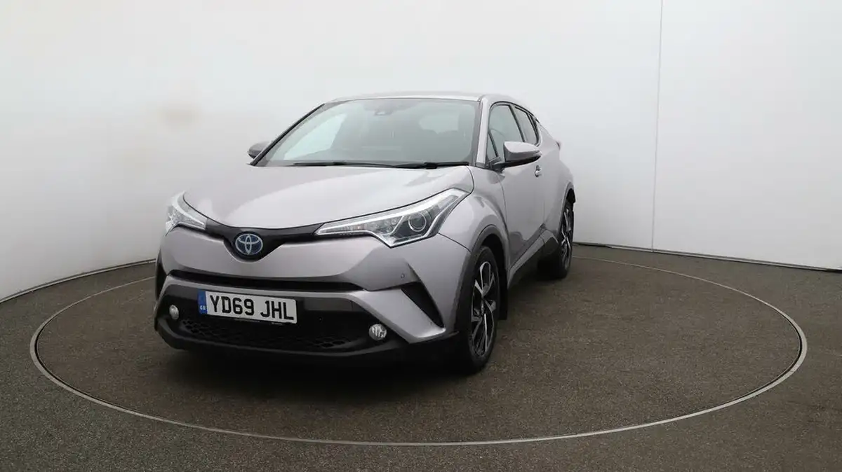 2019-toyota-c-hr-18-vvt-i-design-big-35