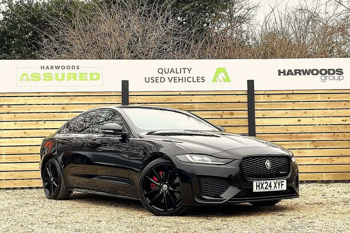 2024-jaguar-xe-20-d200-r-dynamic-hse-black-big-0