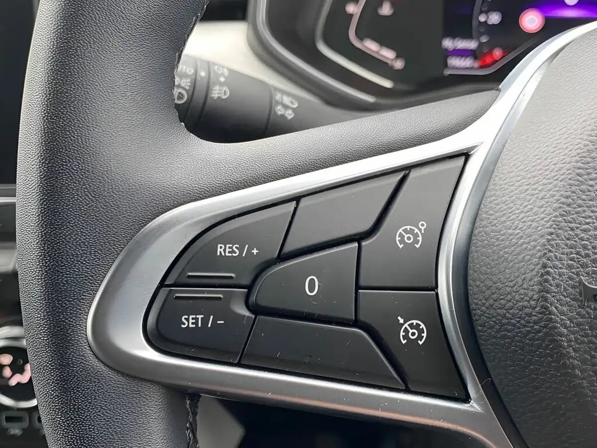 2021-renault-clio-10-tce-s-edition-90ps-big-16