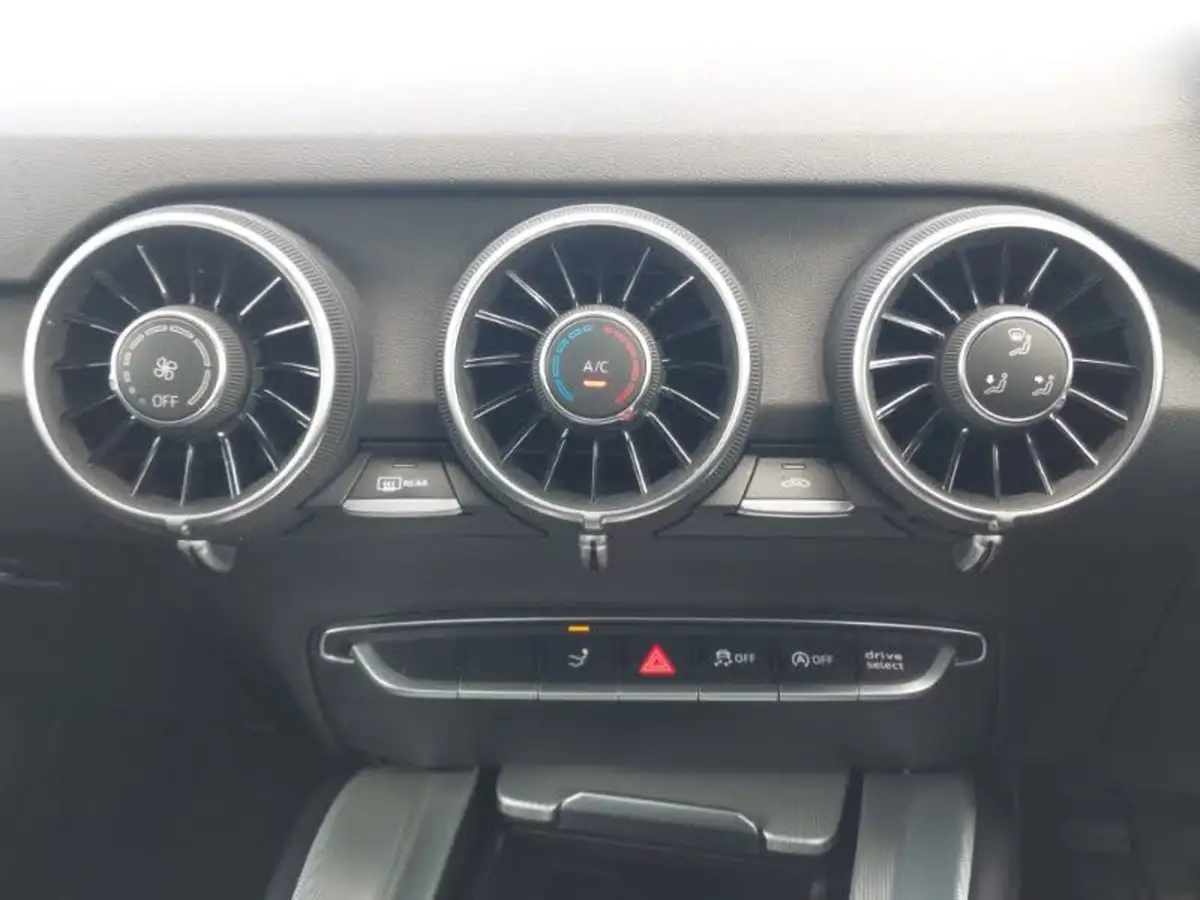 2016-audi-tt-coupe-18-tfsi-sport-big-10