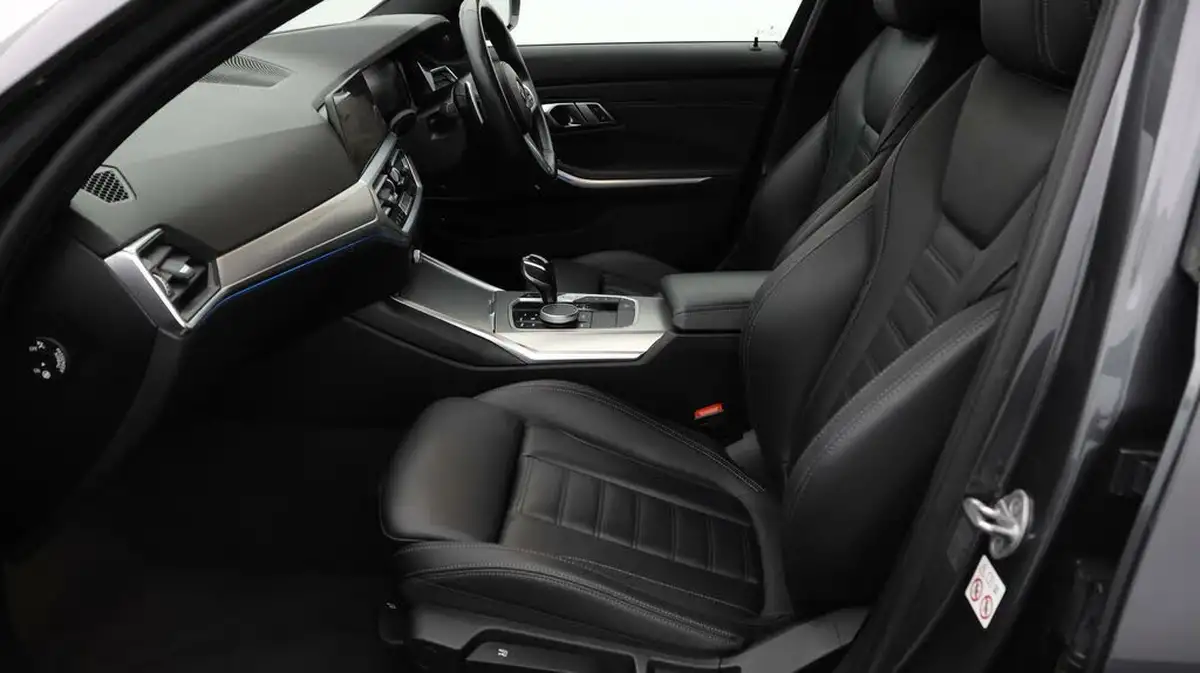 2021-bmw-3-series-20-330e-xdrive-m-sport-saloon-4d-big-14