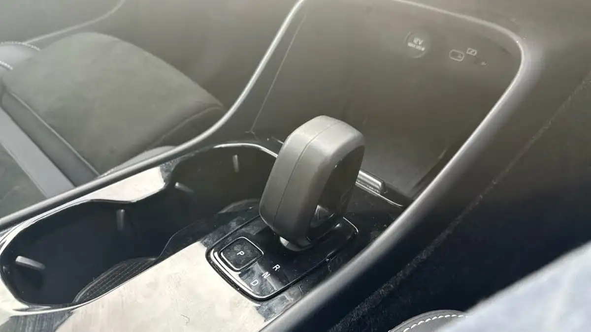 2022-volvo-c40-e-twin-recharge-pro-big-13
