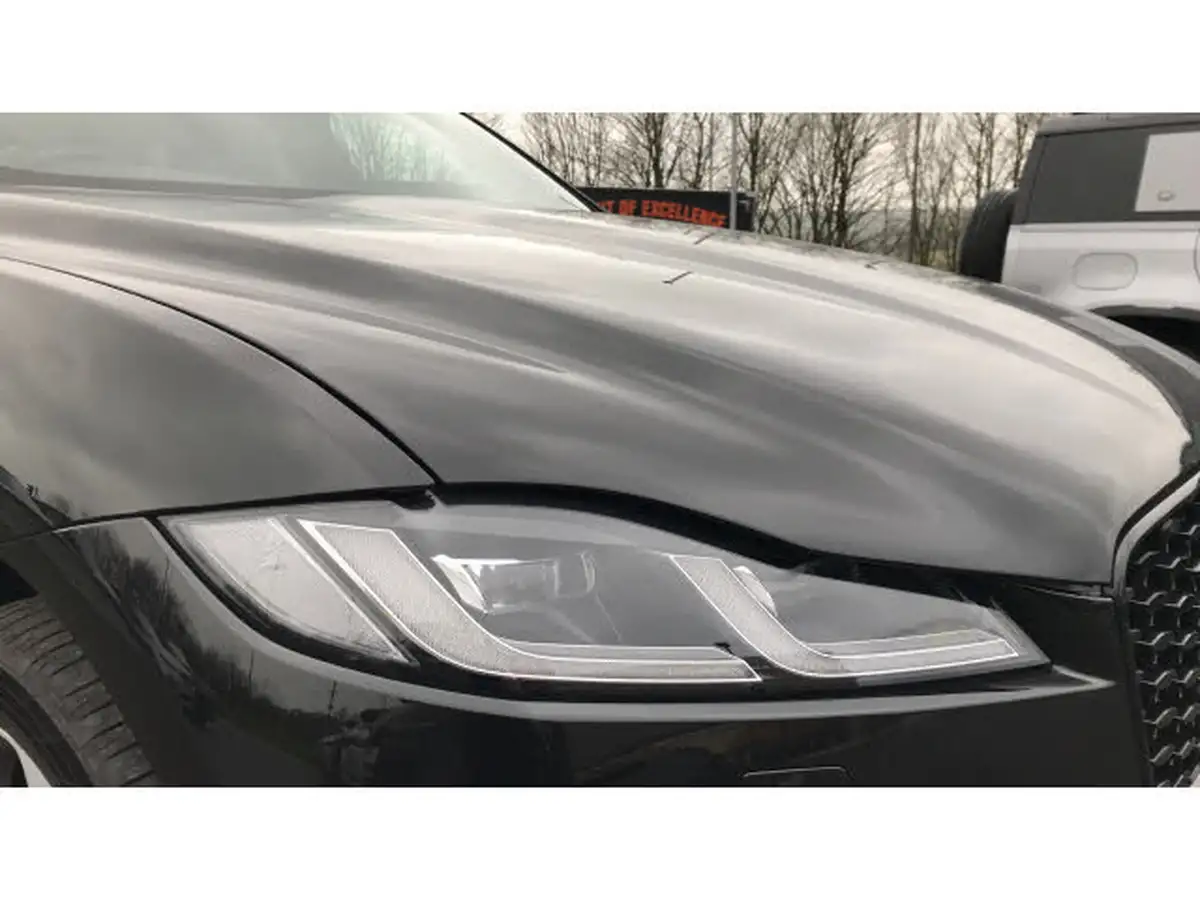 2024-jaguar-f-pace-20-d200-r-dynamic-hse-black-big-16