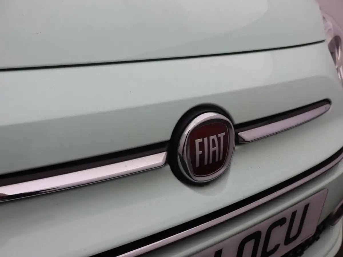 2021-fiat-500-10-lounge-big-13