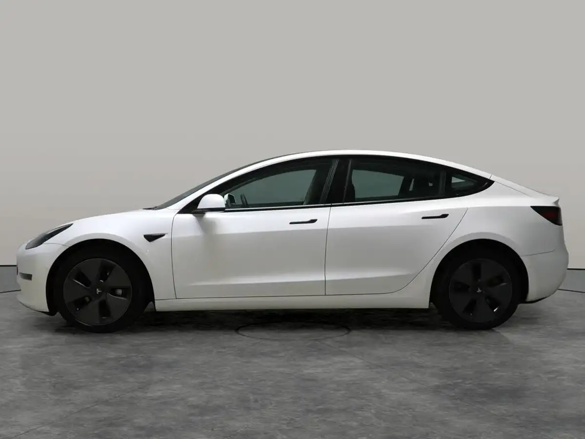 2021-tesla-model-3-e-long-range-4x4-big-11